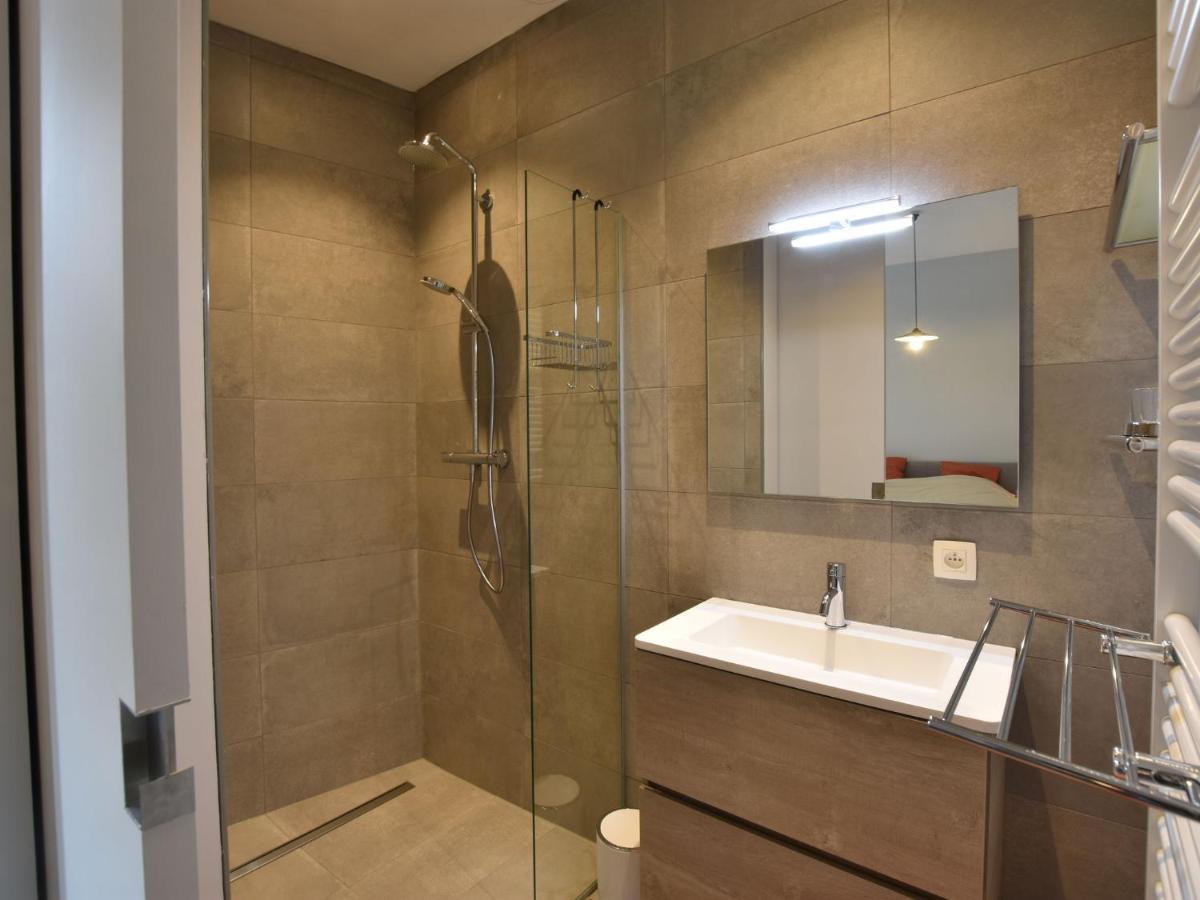 In With Terrace Apartment