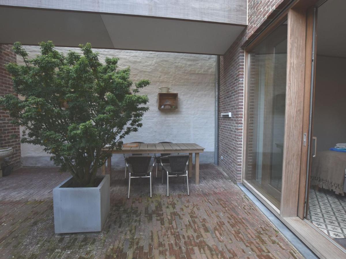 Apartment In With Terrace *