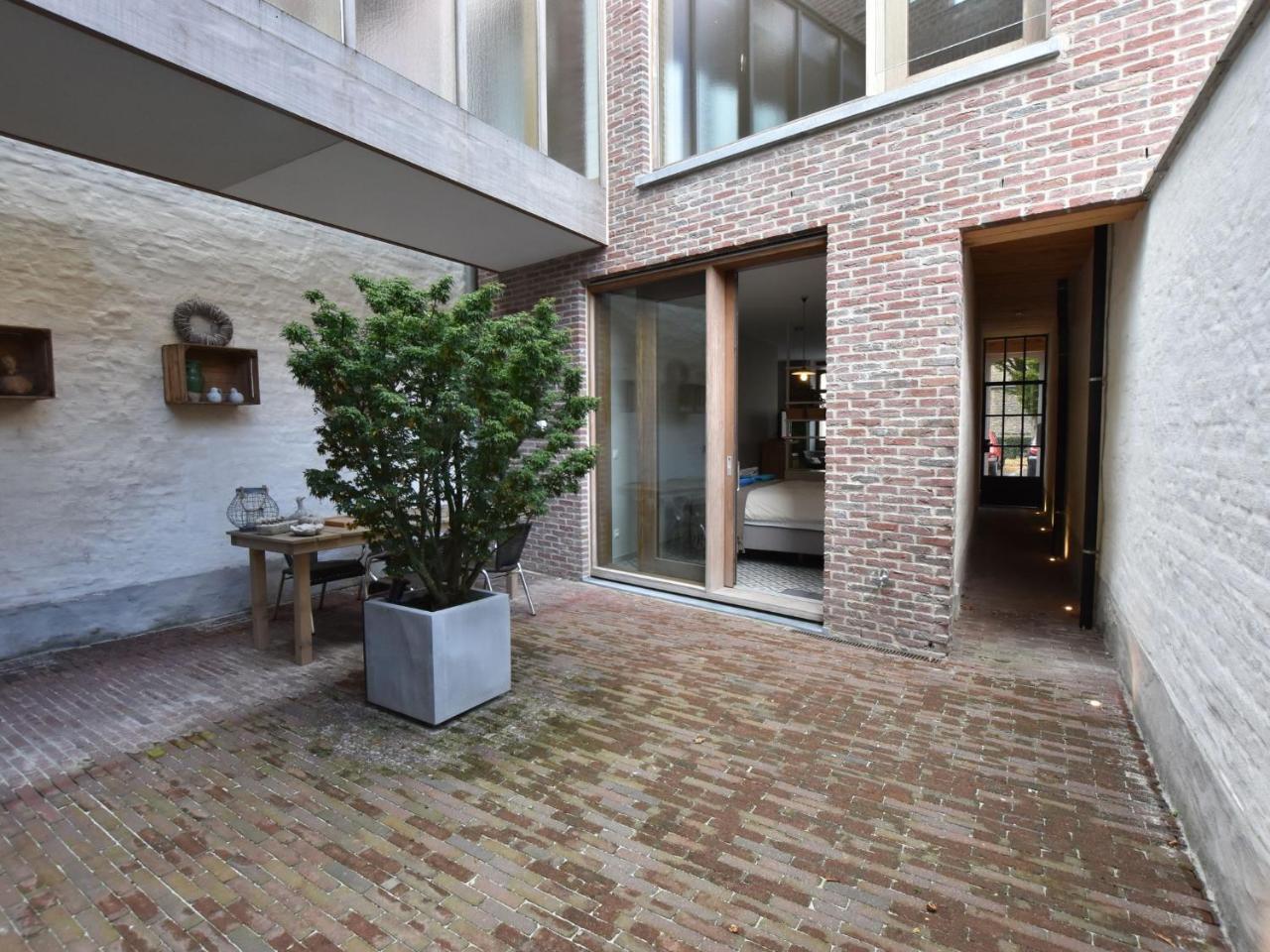 Apartment In With Terrace *