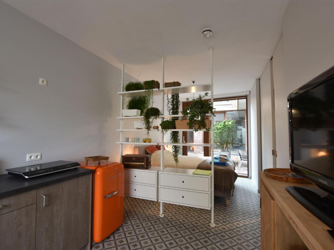 In With Terrace